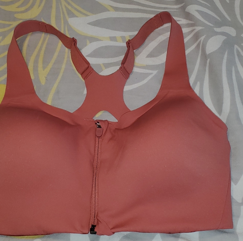 Lululemon Sports Bra 34DD